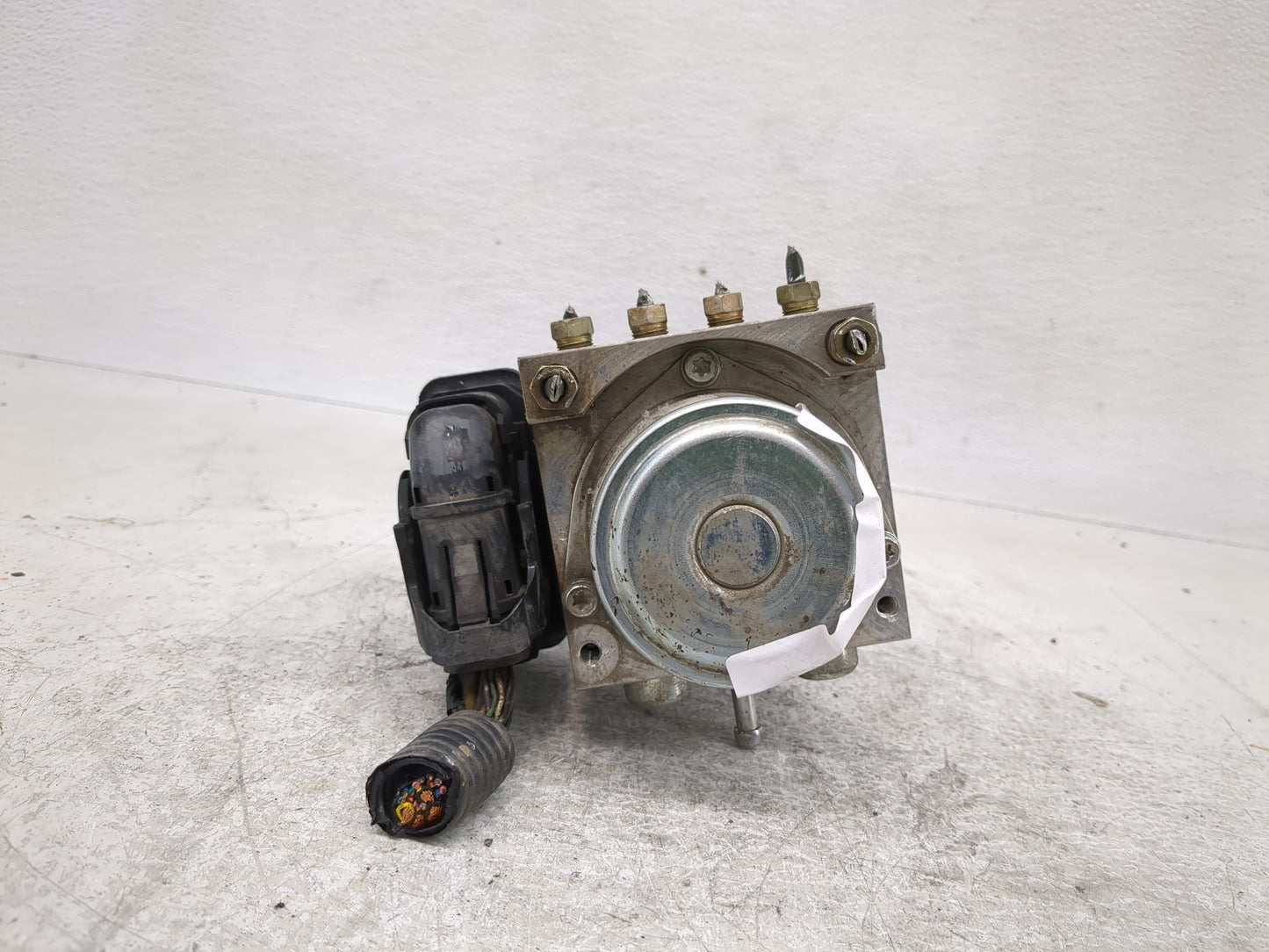 2007-2009 Nissan Quest ABS Pump Control Module Replacement P/N:A98000U74 Fits Fits 2007 2008 2009 OEM Used Auto Parts - Oemu