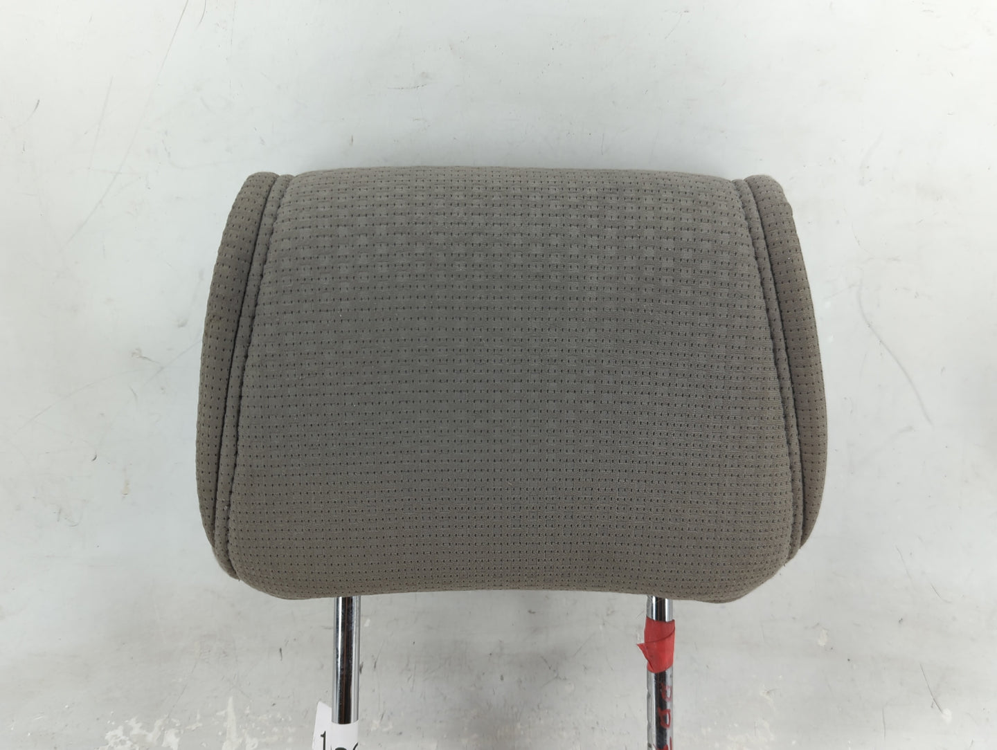 2007-2007 Nissan Quest Headrest Head Rest Front Driver Seat Grey 1466896 - Oemusedautoparts1.com