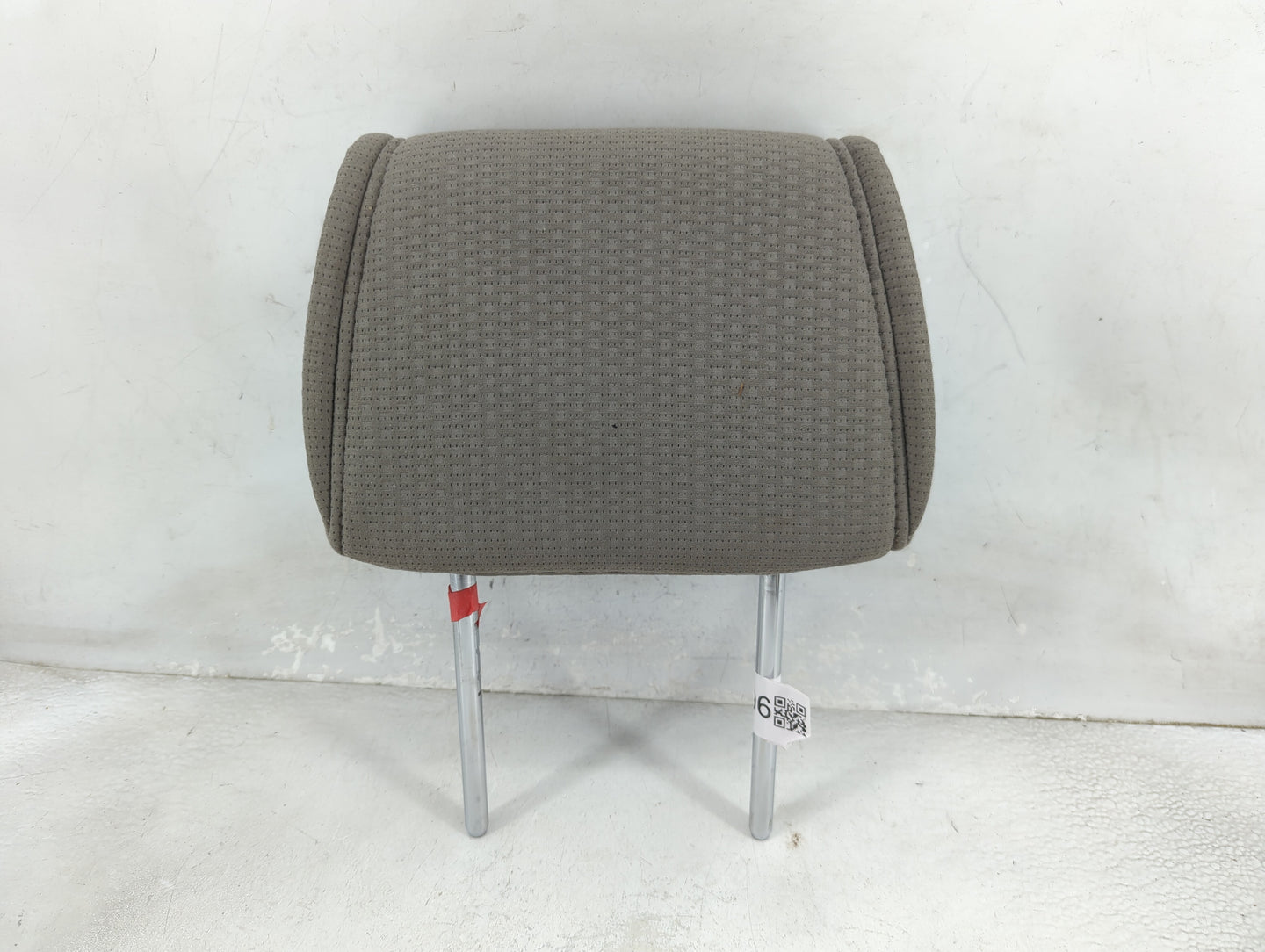 2007-2007 Nissan Quest Headrest Head Rest Front Driver Seat Grey 1466896 - Oemusedautoparts1.com