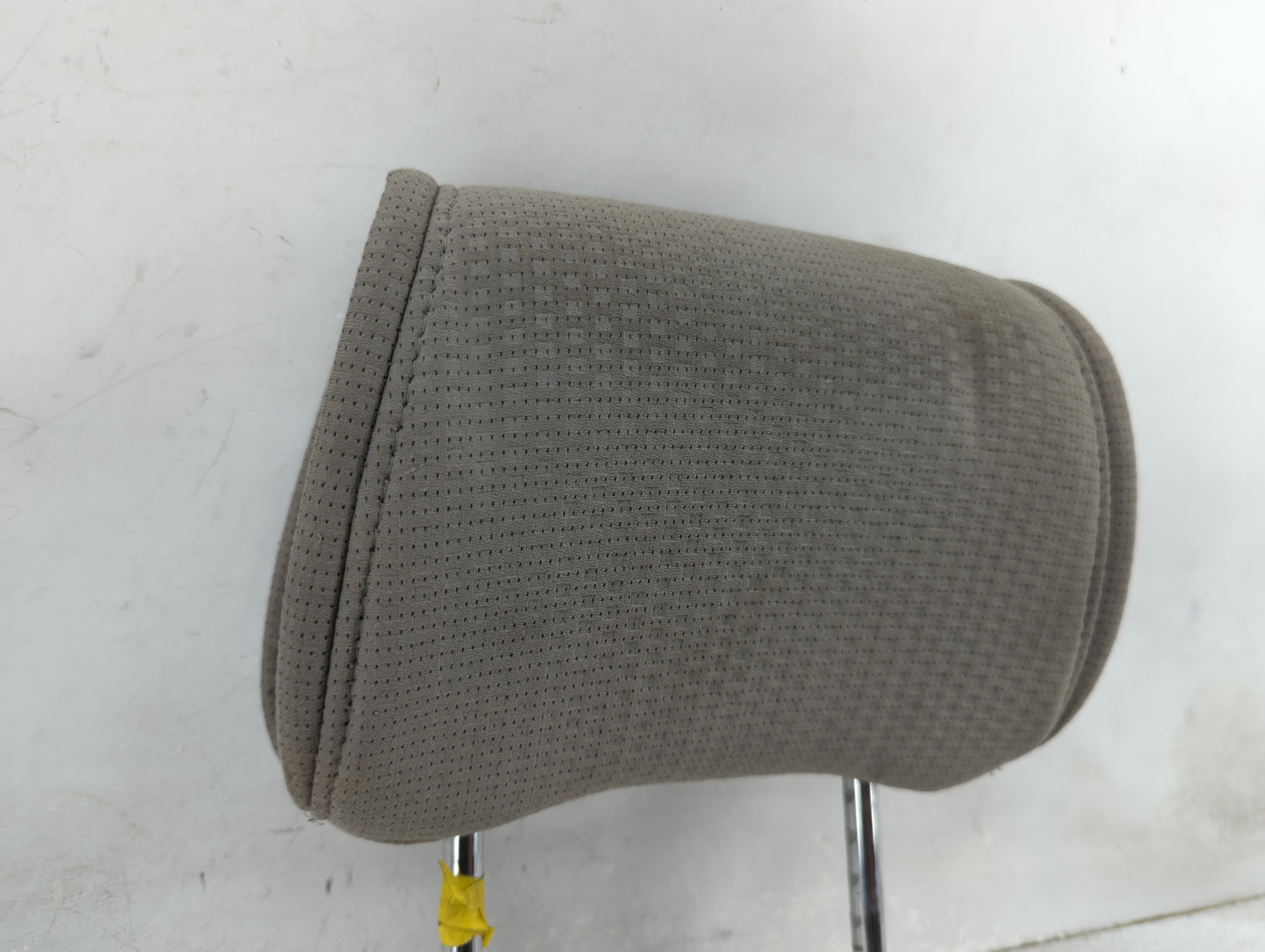 2007-2007 Nissan Quest Headrest Head Rest Front Driver Seat Grey 1466899 - Oemusedautoparts1.com