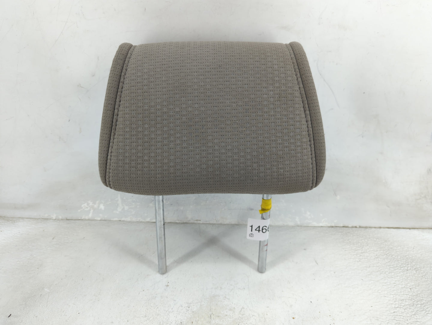 2007-2007 Nissan Quest Headrest Head Rest Front Driver Seat Grey 1466899 - Oemusedautoparts1.com