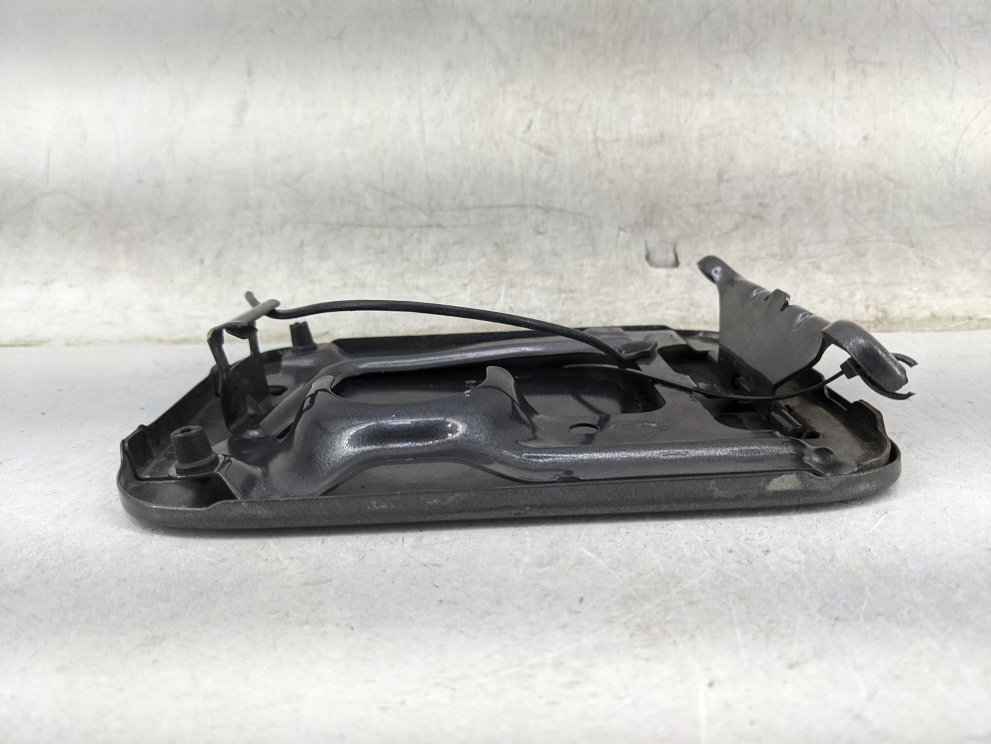 2007 Nissan Quest Fuel Tank Door Lid Gas Tank Black - Oemusedautoparts1.com