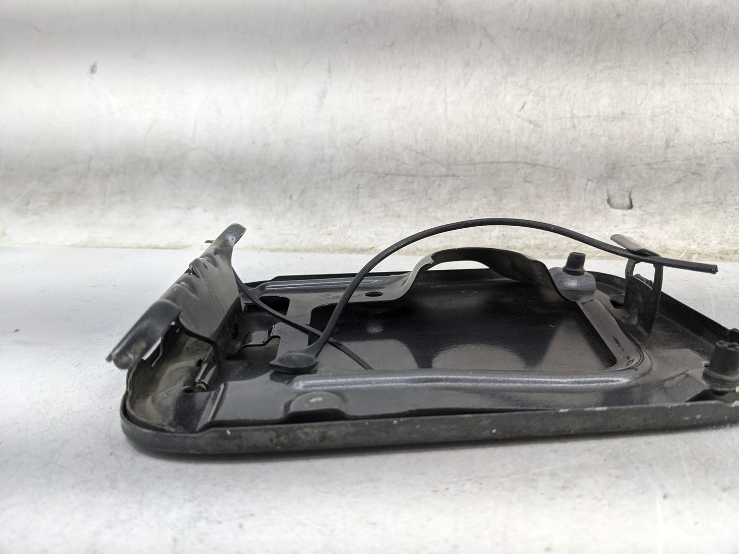 2007 Nissan Quest Fuel Tank Door Lid Gas Tank Black - Oemusedautoparts1.com