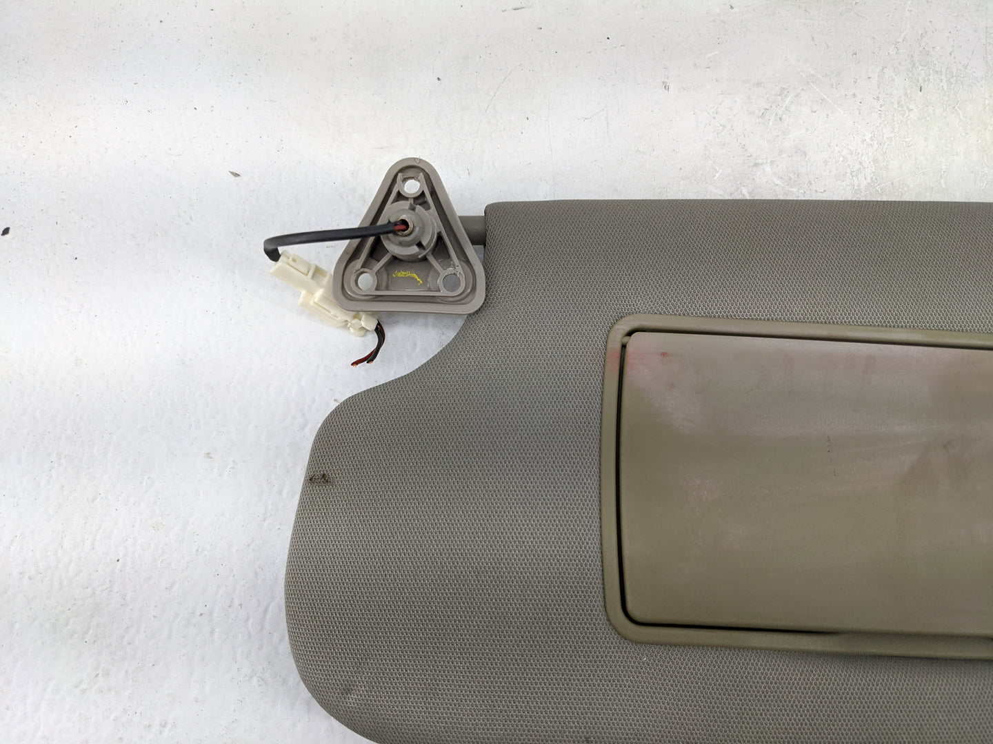 2007 Nissan Quest Sun Visor Shade Replacement Driver Left Mirror Fits OEM Used Auto Parts - Oemusedautoparts1.com