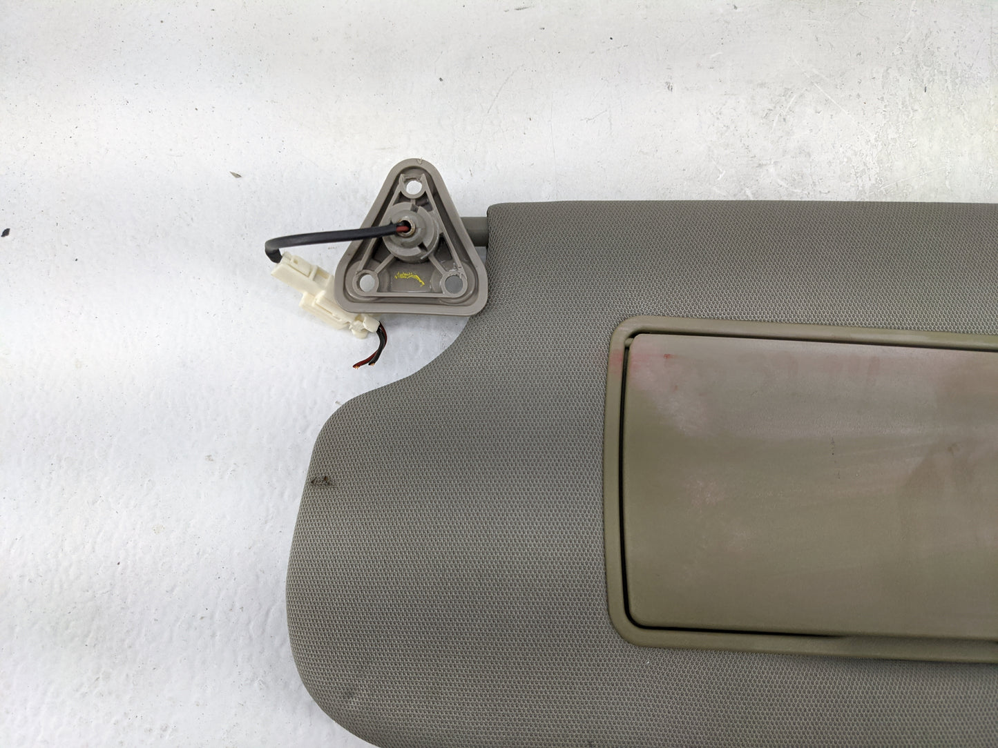 2007 Nissan Quest Sun Visor Shade Replacement Driver Left Mirror Fits OEM Used Auto Parts - Oemusedautoparts1.com