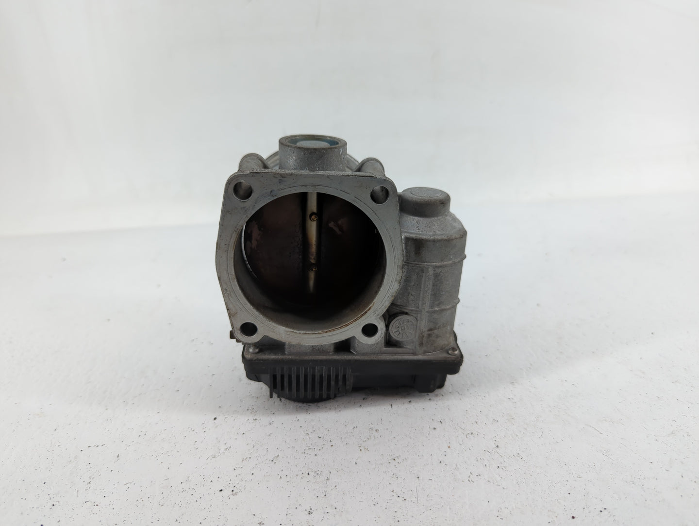 2007-2009 Nissan Quest Throttle Body P/N:RME70-04 5Y08-01, RME70-01, 576-01 Fits Fits 2006 2007 2008 2009 OEM Used Auto Part