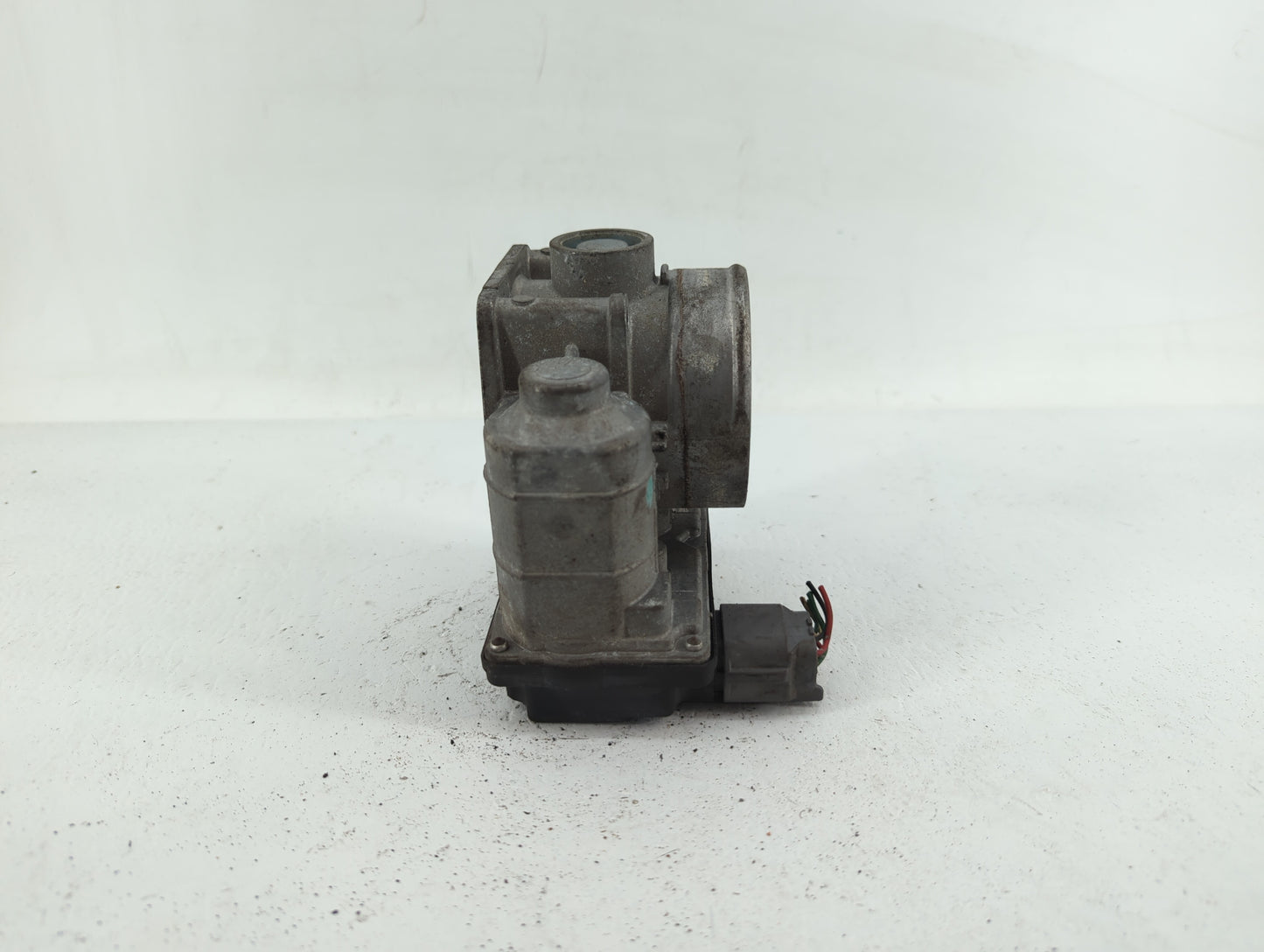 2007-2009 Nissan Quest Throttle Body P/N:RME70-04 5Y08-01, RME70-01, 576-01 Fits Fits 2006 2007 2008 2009 OEM Used Auto Part