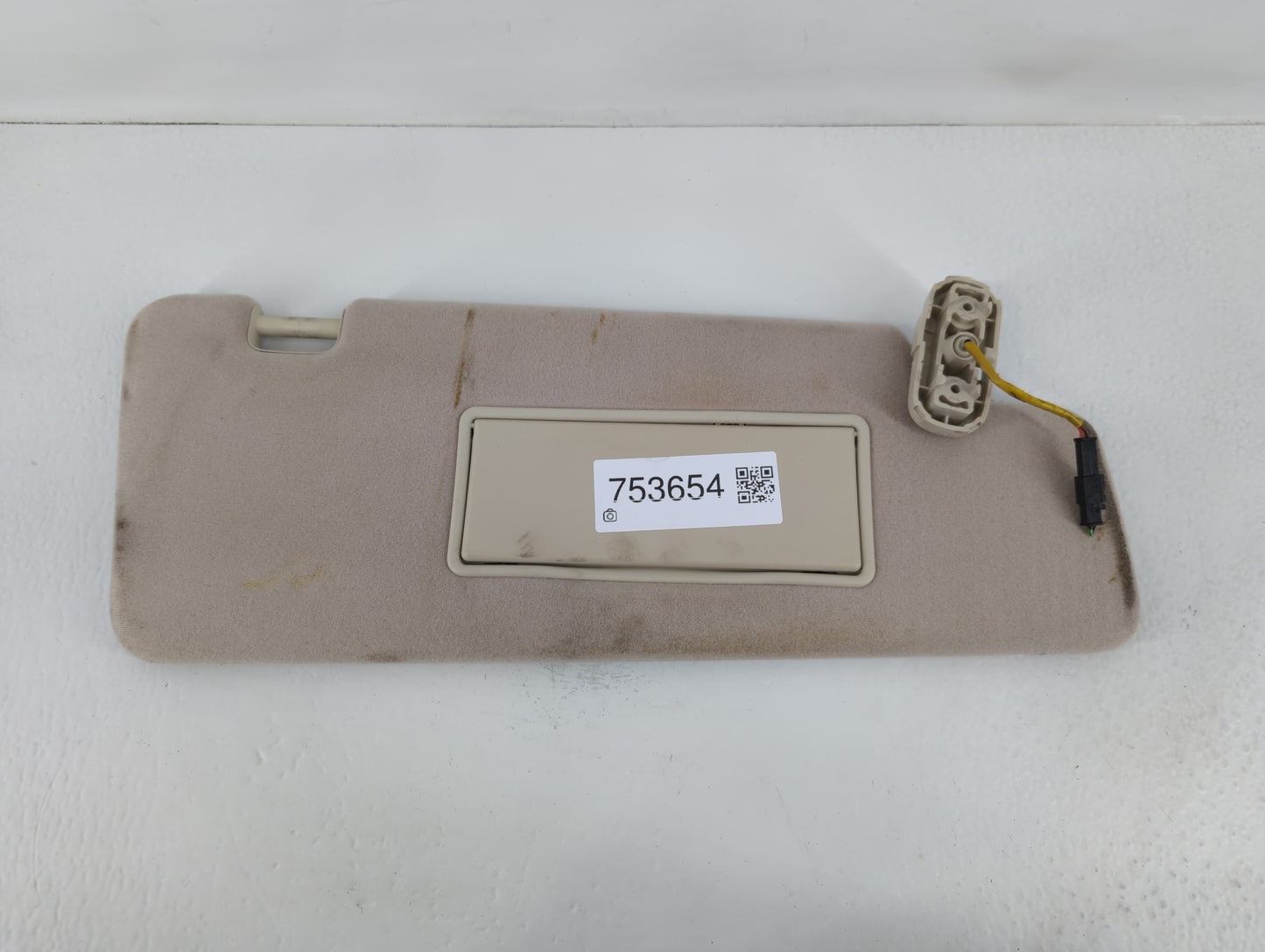 2007 Nissan Rogue Sport Sun Visor Shade Replacement Passenger Right Mirror Fits OEM Used Auto Parts - Oemusedautoparts1.com