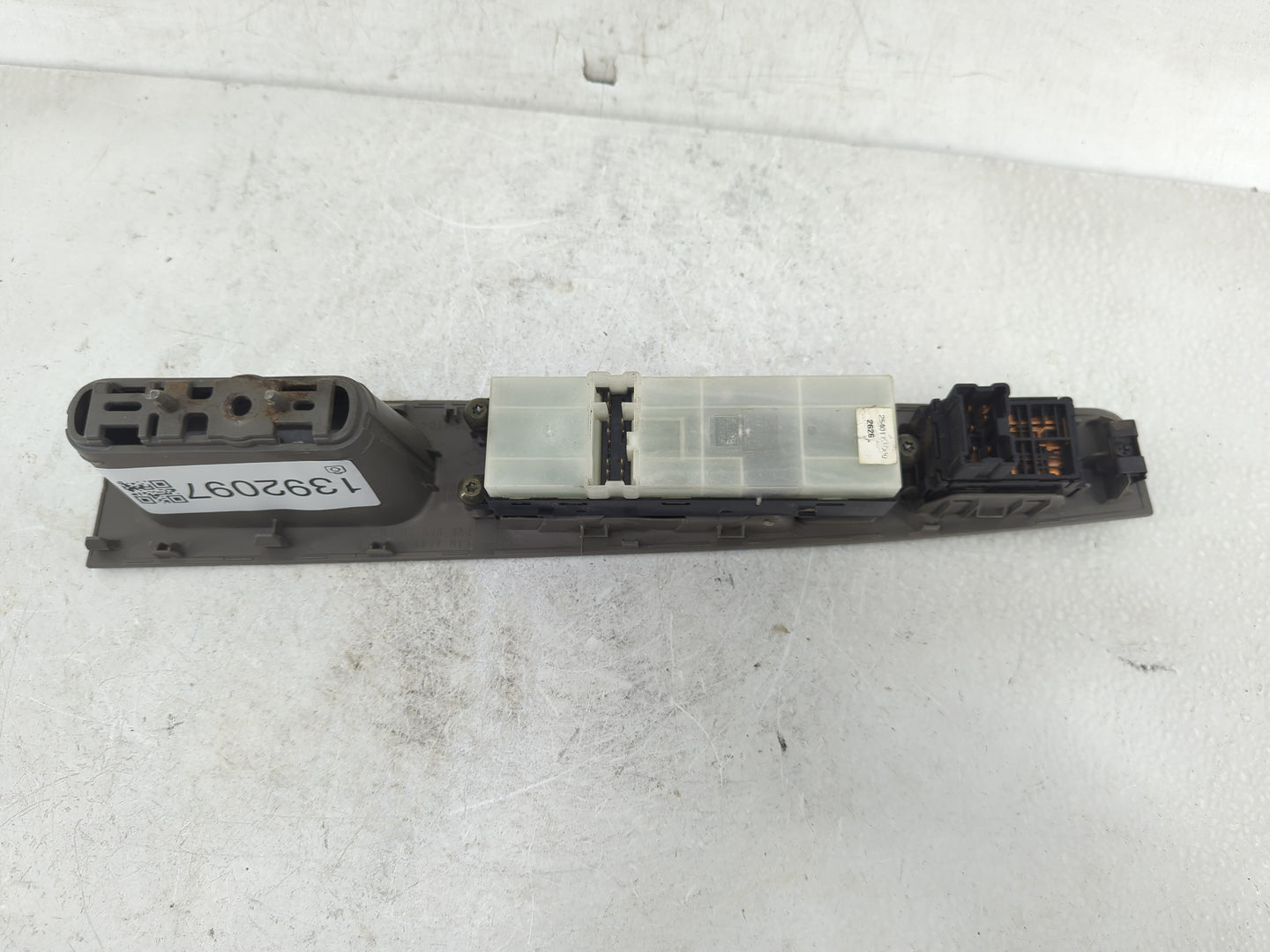 2007 Nissan Sentra Master Power Window Switch Replacement Driver Side Left Fits OEM Used Auto Parts - Oemusedautoparts1.com