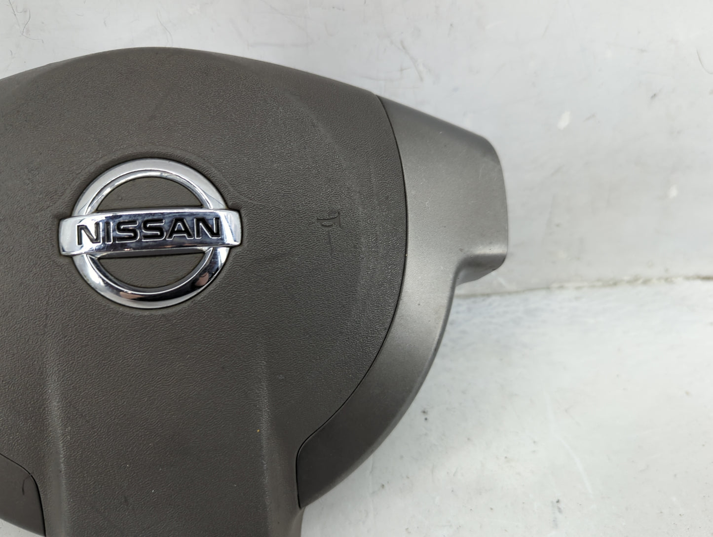 2007 Nissan Sentra Air Bag Driver Left Steering Wheel Mounted Fits OEM Used Auto Parts - Oemusedautoparts1.com