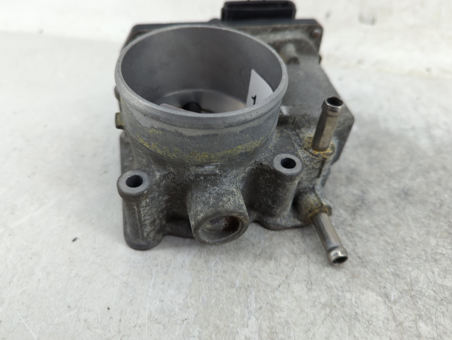 2007-2012 Nissan Sentra Throttle Body P/N:ET-A60-02 I Fits OEM Used Auto Parts - Oemusedautoparts1.com