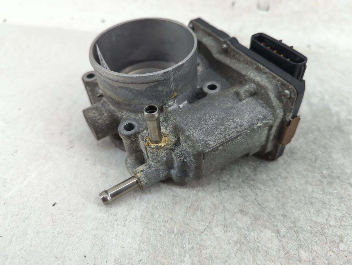 2007-2012 Nissan Sentra Throttle Body P/N:ET-A60-02 I Fits OEM Used Auto Parts - Oemusedautoparts1.com