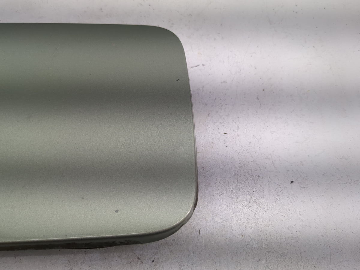2007 Nissan Sentra Fuel Tank Door Lid Gas Tank Green - Oemusedautoparts1.com
