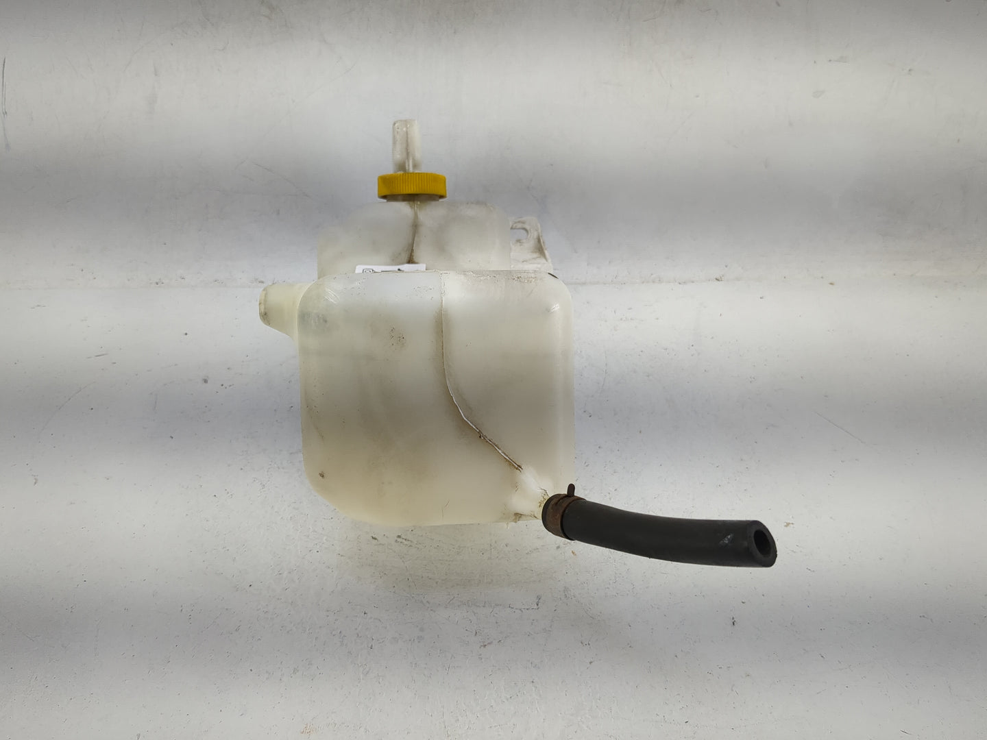 2007-2012 Nissan Sentra Radiator Coolant Overflow Expansion Tank Bottle 1481593 - Oemusedautoparts1.com