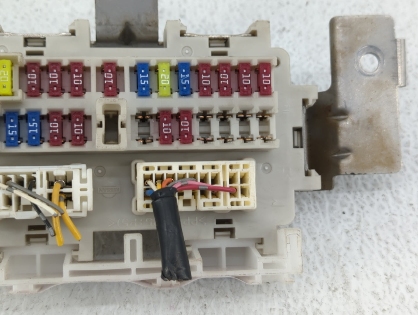 2007 Nissan Sentra Fusebox Fuse Box Panel Relay Module P/N:24236 ET000 284B8 ZJ60A, 284B8ZJ60A Fits OEM Used Auto Parts - Oe