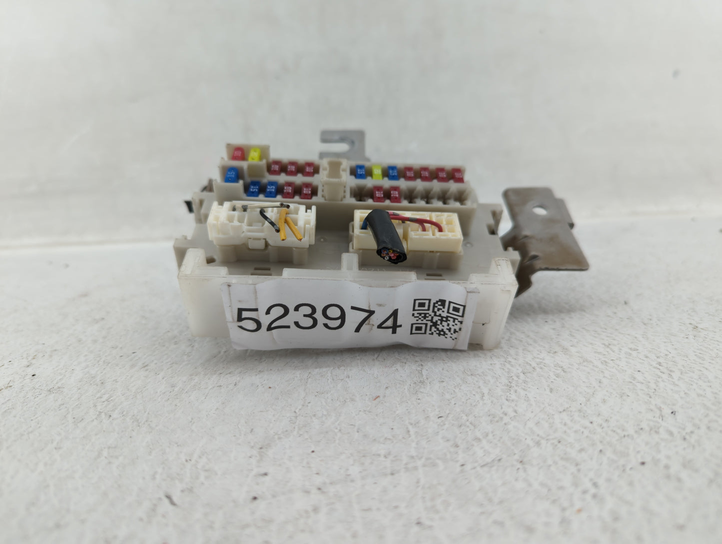2007 Nissan Sentra Fusebox Fuse Box Panel Relay Module P/N:24236 ET000 284B8 ZJ60A, 284B8ZJ60A Fits OEM Used Auto Parts - Oe