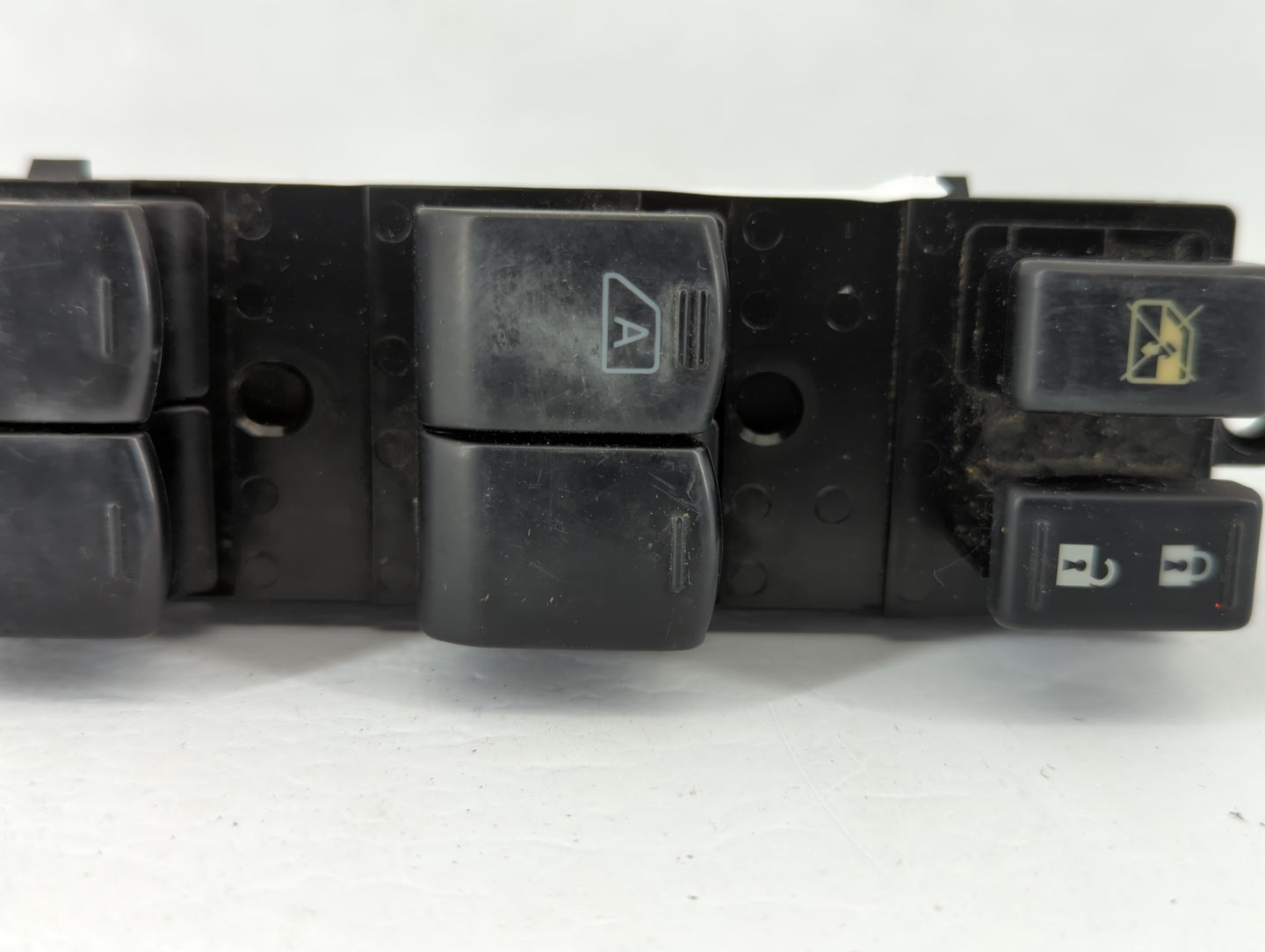 2007 Nissan Sentra Master Power Window Switch Replacement Driver Side Left P/N:25401 ET000 Fits OEM Used Auto Parts - Oemuse