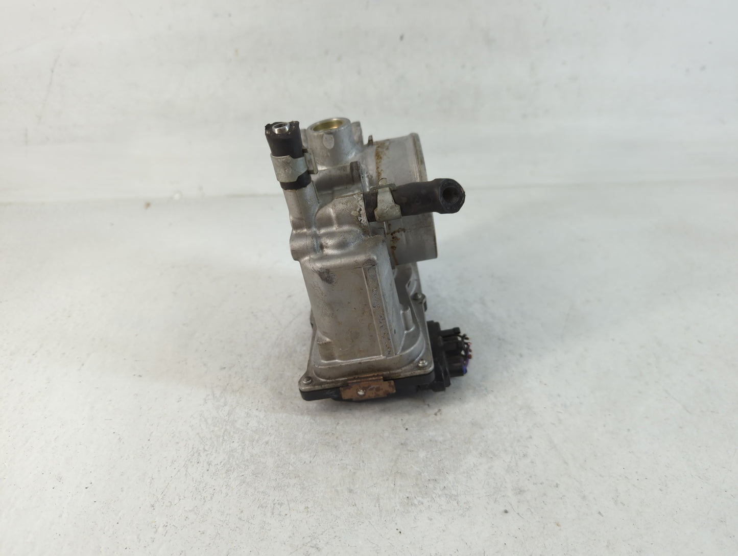 2007-2012 Nissan Sentra Throttle Body P/N:ET-A60-02 Fits OEM Used Auto Parts - Oemusedautoparts1.com