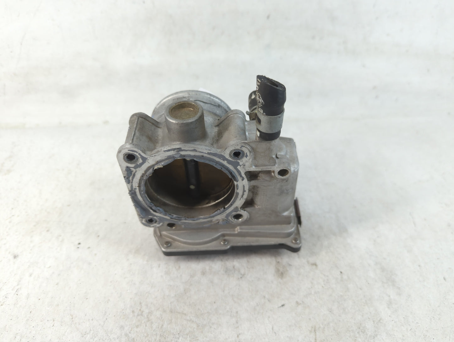 2007-2012 Nissan Sentra Throttle Body P/N:ET-A60-02 A Fits OEM Used Auto Parts - Oemusedautoparts1.com