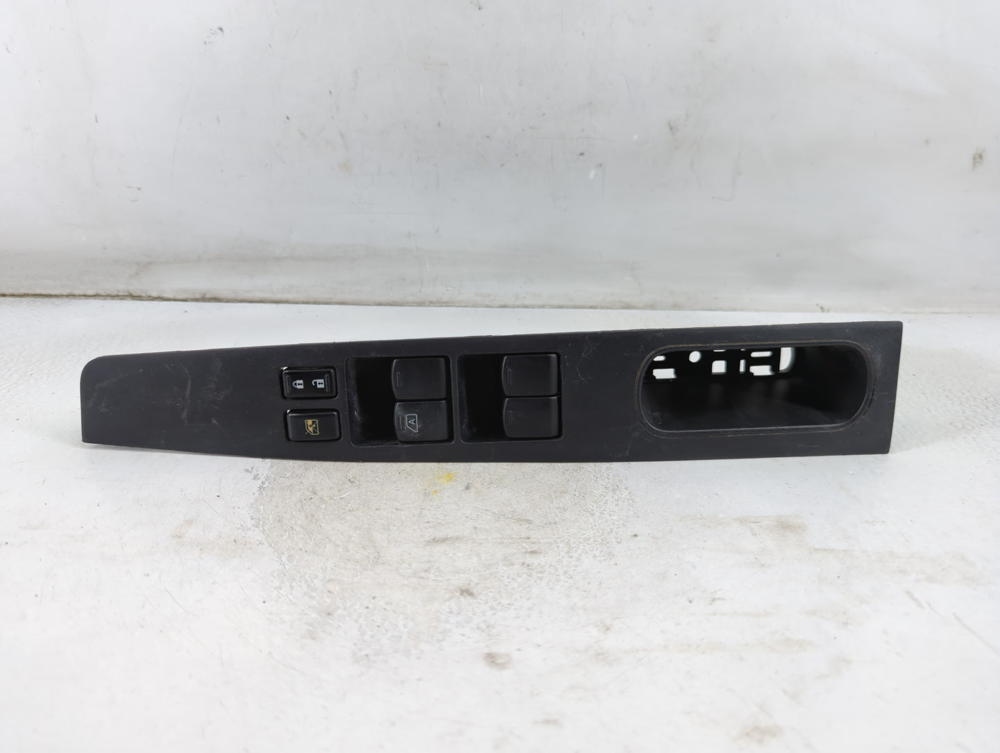 2007 Nissan Sentra Master Power Window Switch Replacement Driver Side Left P/N:80961 ET200 Fits OEM Used Auto Parts - Oemuse