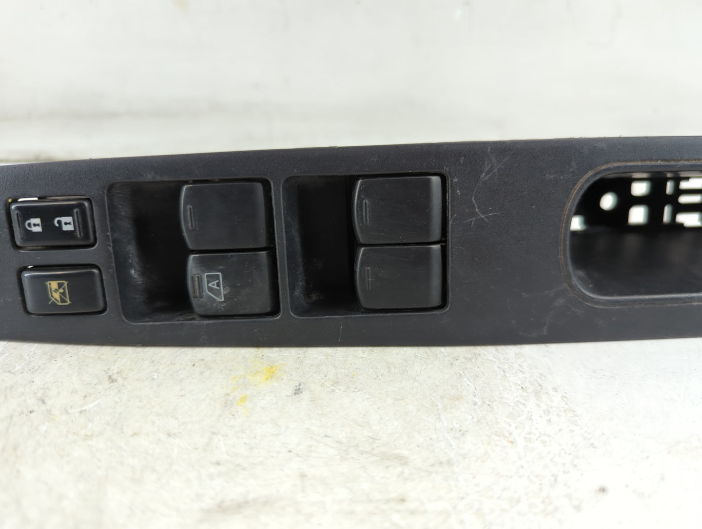 2007 Nissan Sentra Master Power Window Switch Replacement Driver Side Left P/N:80961 ET200 Fits OEM Used Auto Parts - Oemuse