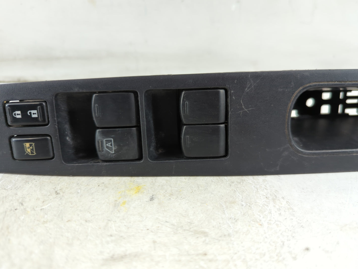2007 Nissan Sentra Master Power Window Switch Replacement Driver Side Left P/N:80961 ET200 Fits OEM Used Auto Parts - Oemuse