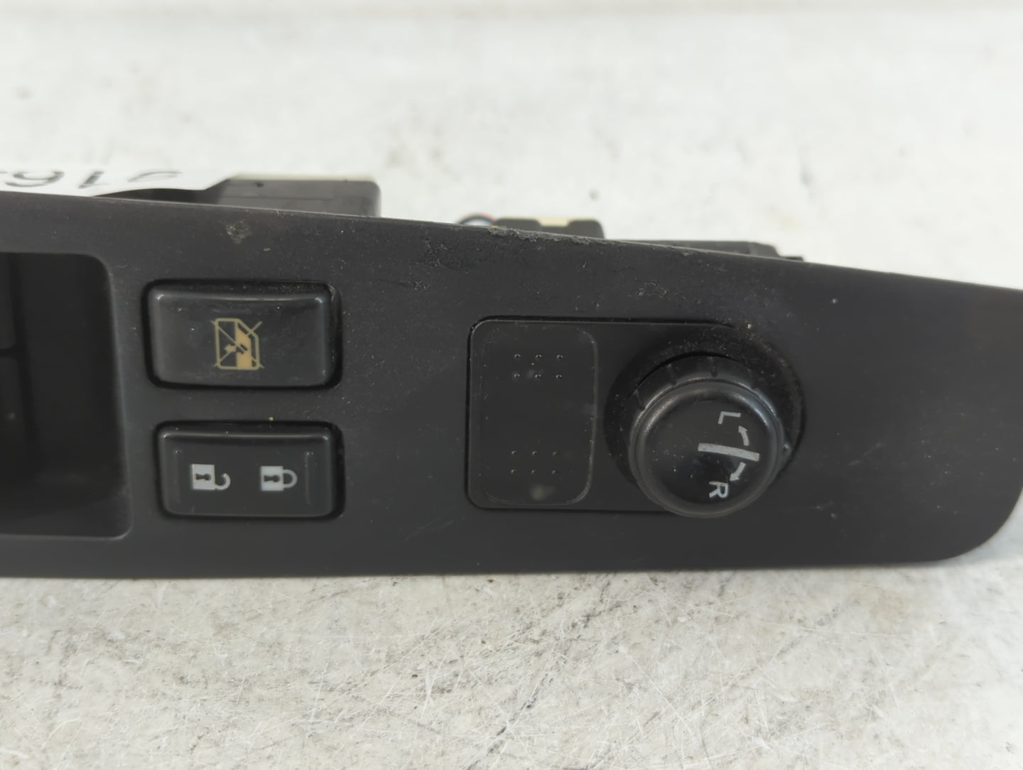 2007 Nissan Sentra Master Power Window Switch Replacement Driver Side Left P/N:25401 ET000 Fits OEM Used Auto Parts - Oemuse