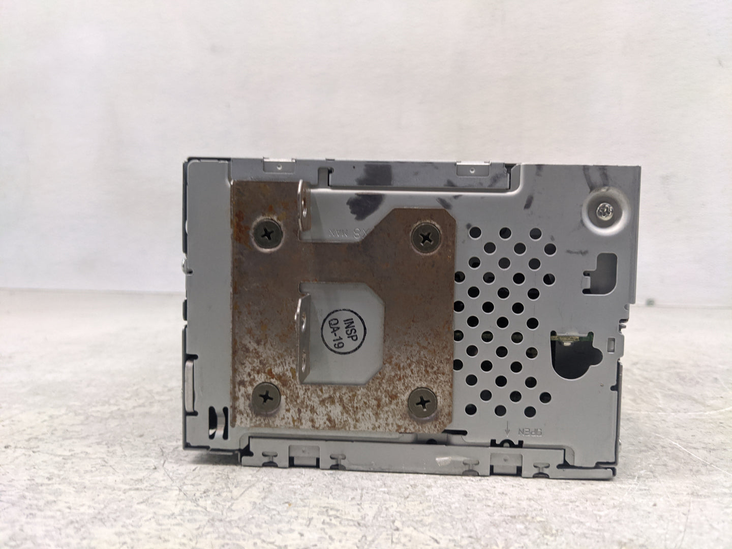 2007 Nissan Titan Radio AM FM Cd Player Receiver Replacement Fits OEM Used Auto Parts - Oemusedautoparts1.com