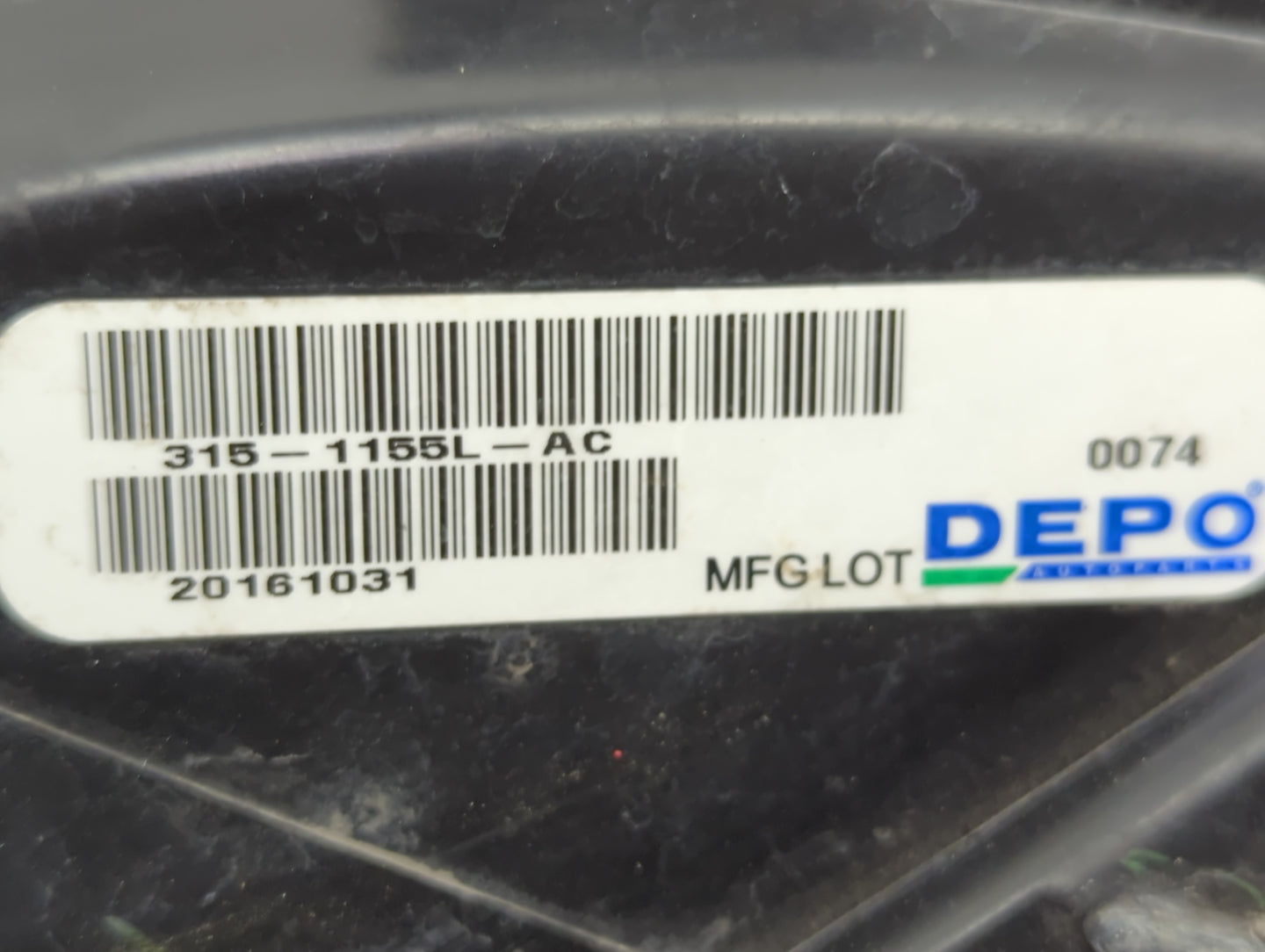 2004-2007 Nissan Titan Driver Left Oem Head Light Headlight Lamp - Oemusedautoparts1.com