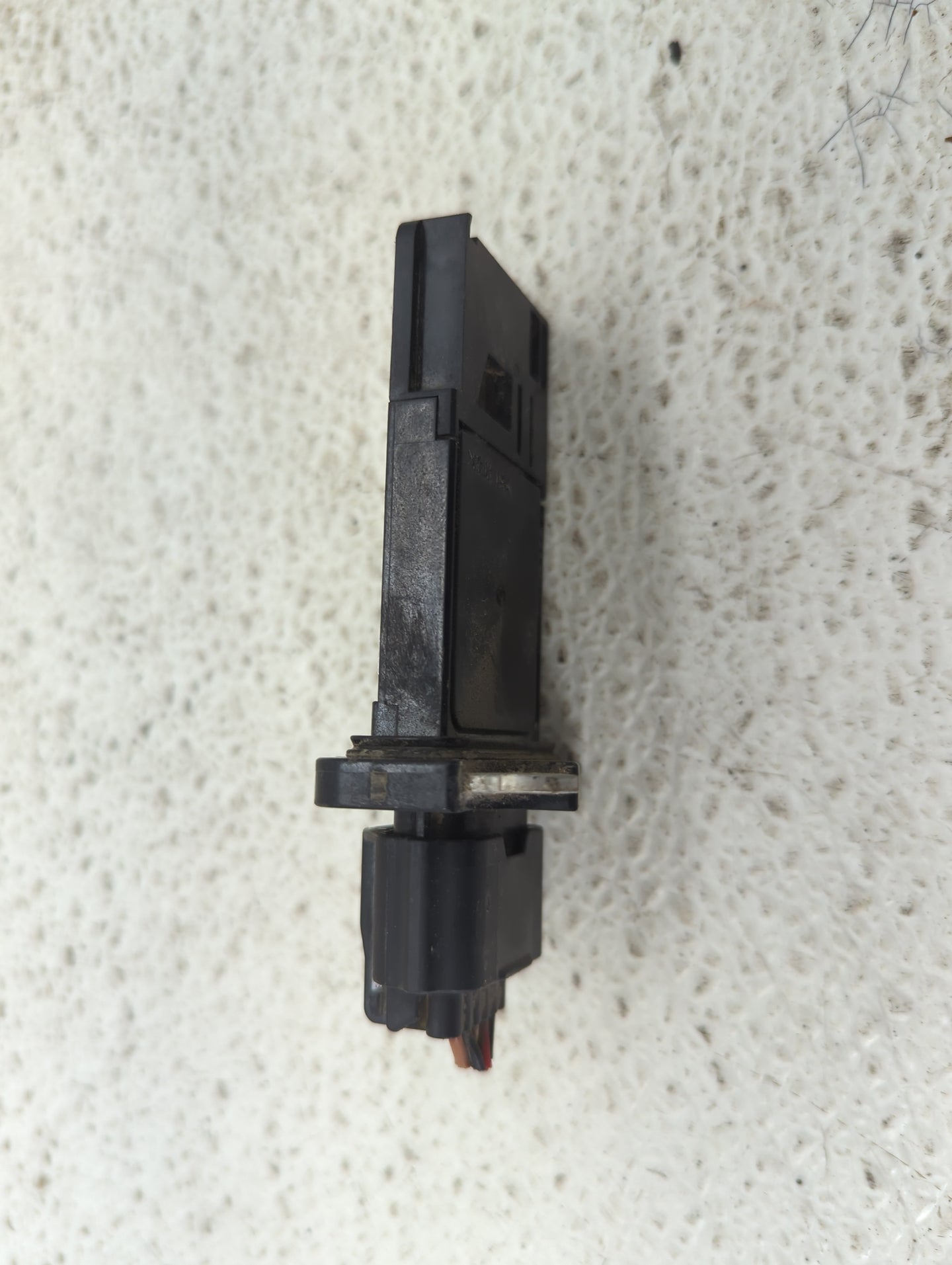 2004-2022 Nissan Titan Mass Air Flow Meter Maf 1487519 - Oemusedautoparts1.com