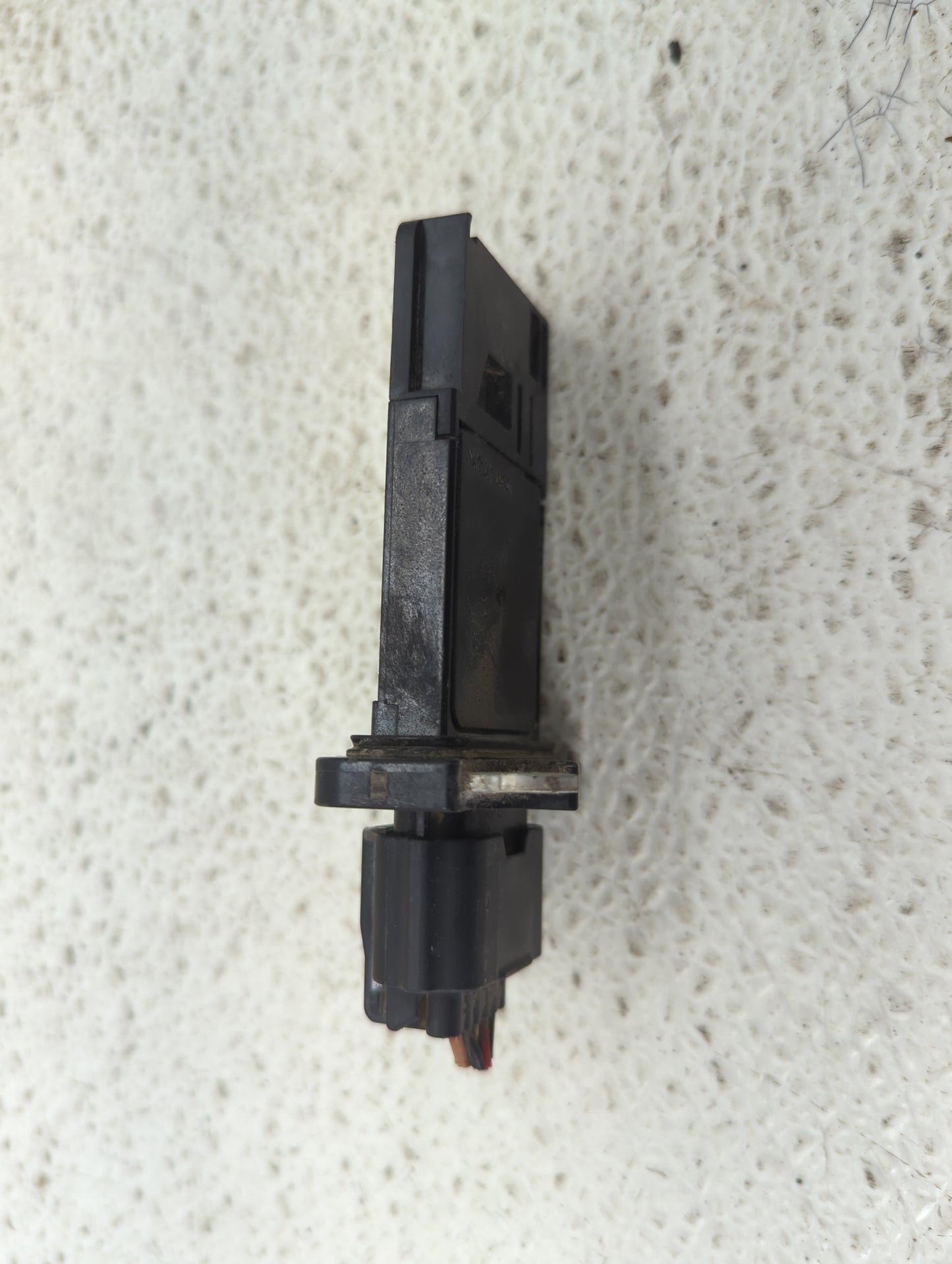 2004-2022 Nissan Titan Mass Air Flow Meter Maf 1487519 - Oemusedautoparts1.com