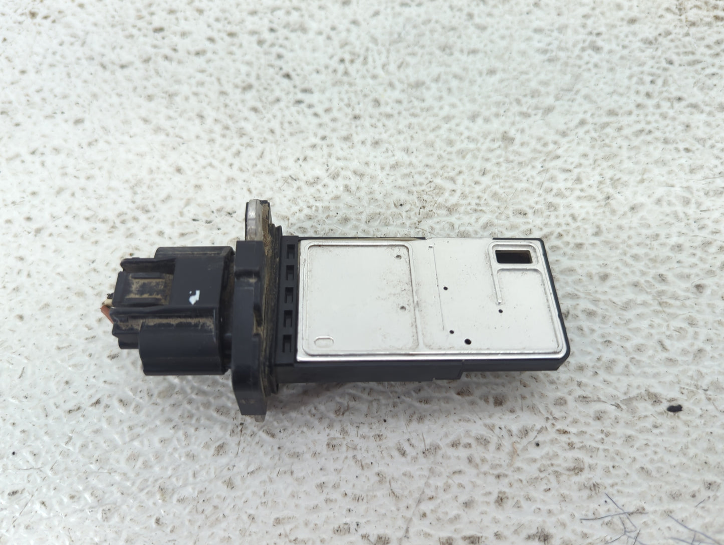 2004-2022 Nissan Titan Mass Air Flow Meter Maf 1487519 - Oemusedautoparts1.com