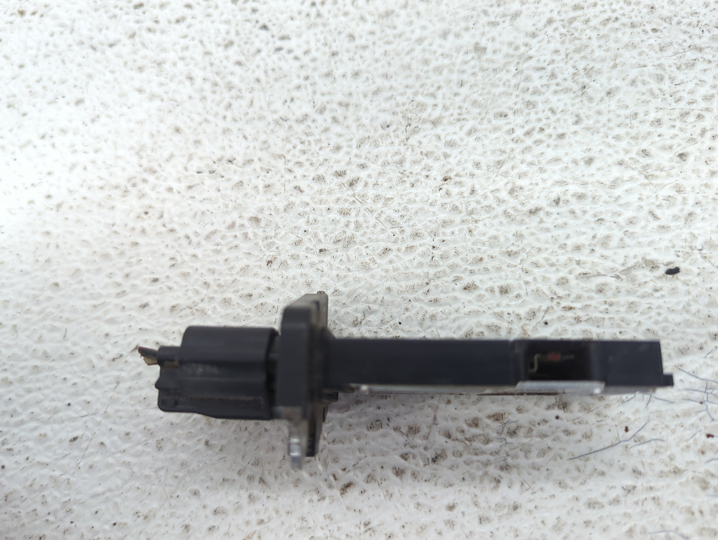 2004-2022 Nissan Titan Mass Air Flow Meter Maf 1487519 - Oemusedautoparts1.com