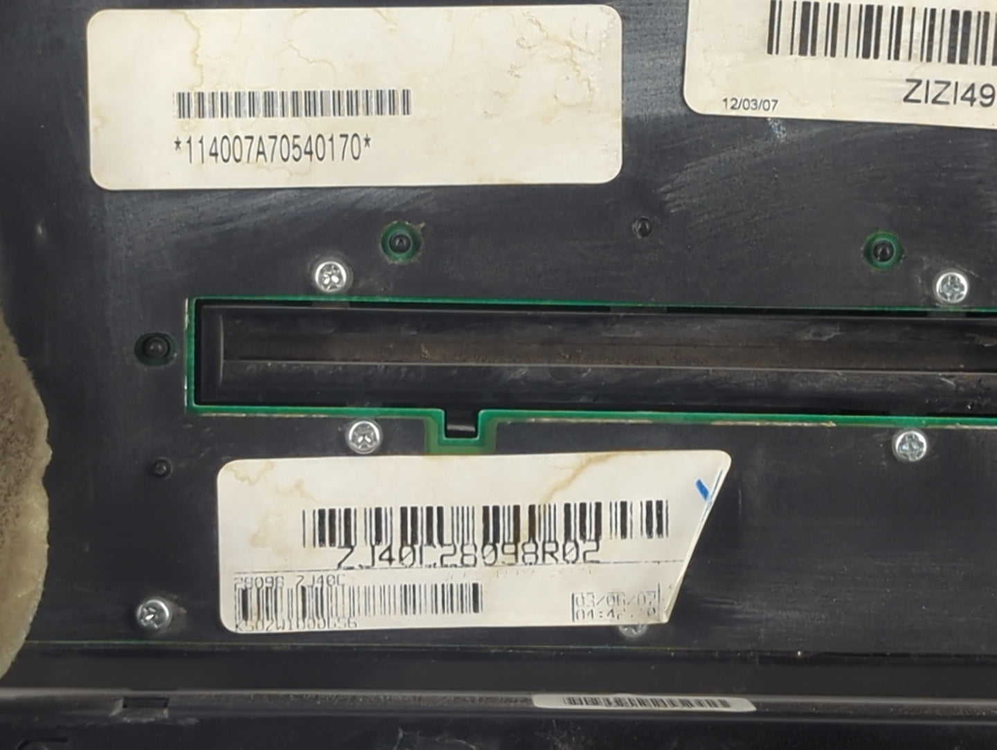 2007-2007 Nissan Titan Radio Control Panel - Oemusedautoparts1.com