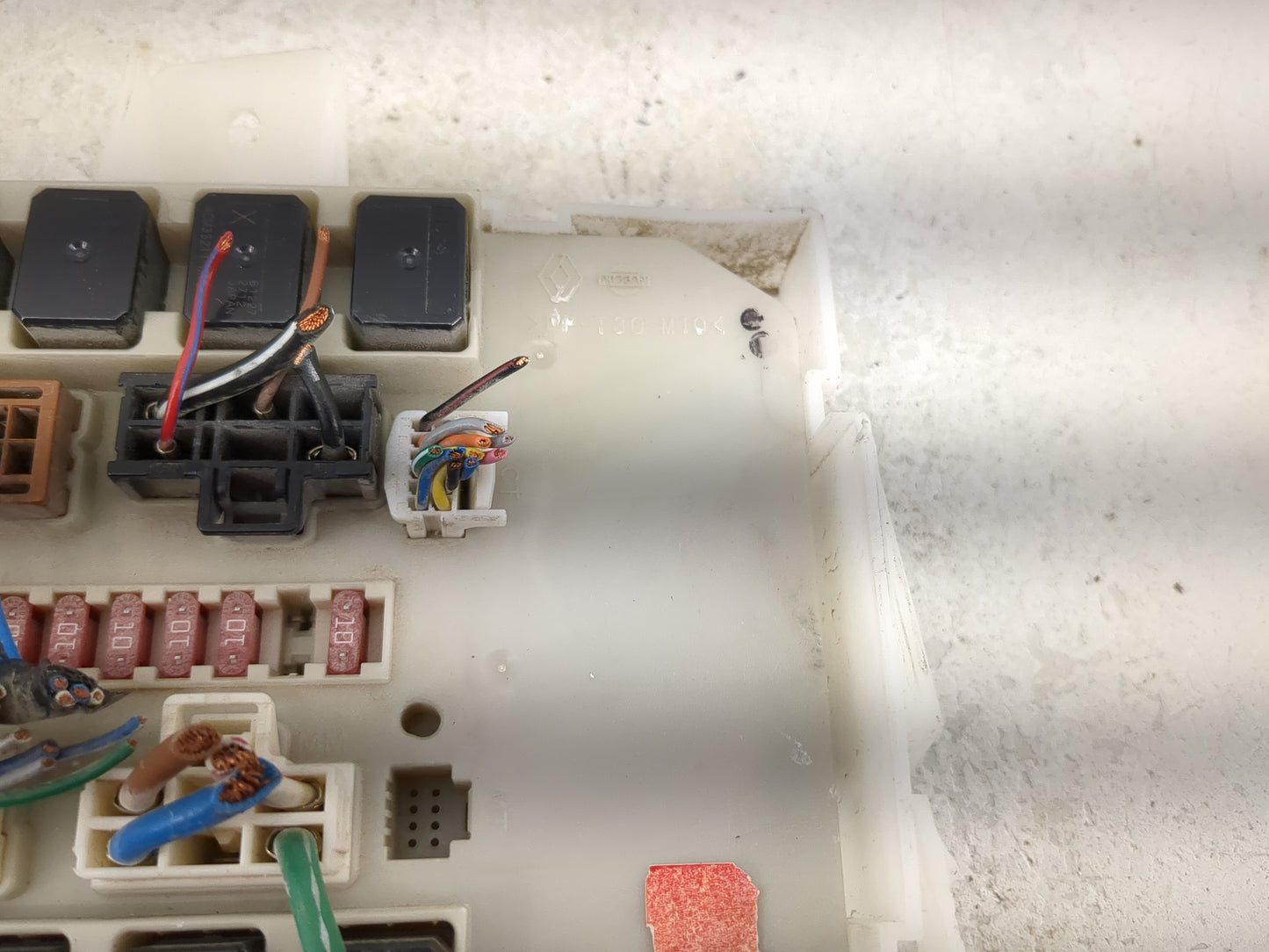 2007-2010 Nissan Titan Fusebox Fuse Box Panel Relay Module Fits Fits 2007 2008 2009 2010 OEM Used Auto Parts - Oemusedautopa