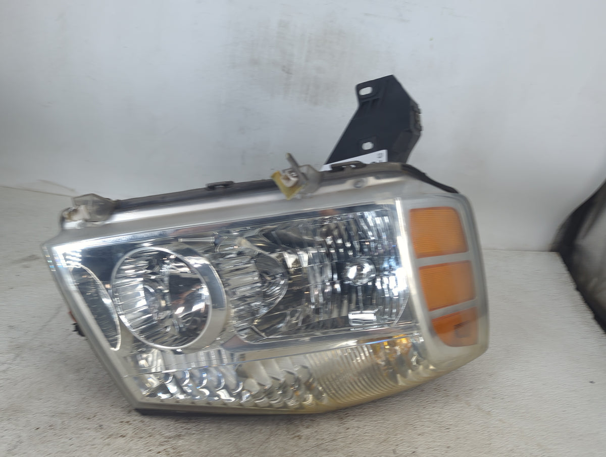 2007 Nissan Titan Passenger Right Oem Head Light Headlight Lamp Black - Oemusedautoparts1.com