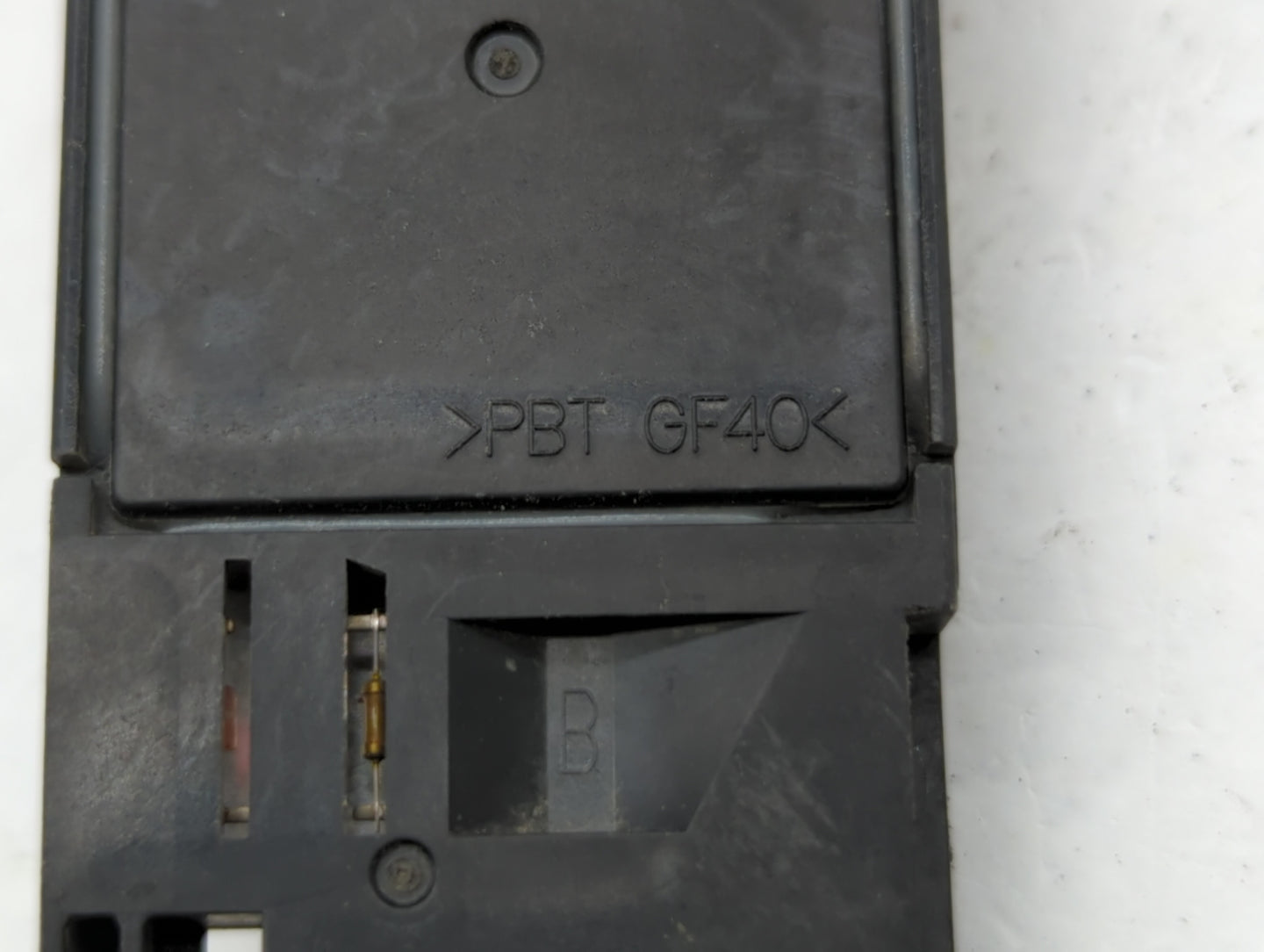 2004-2015 Nissan Titan Mass Air Flow Meter Maf - Oemusedautoparts1.com