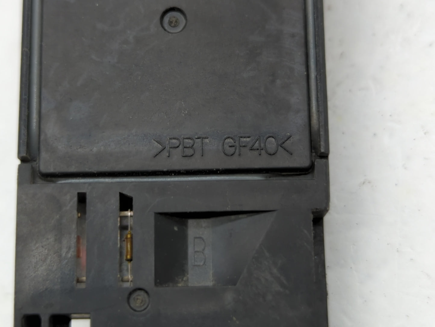 2004-2015 Nissan Titan Mass Air Flow Meter Maf - Oemusedautoparts1.com