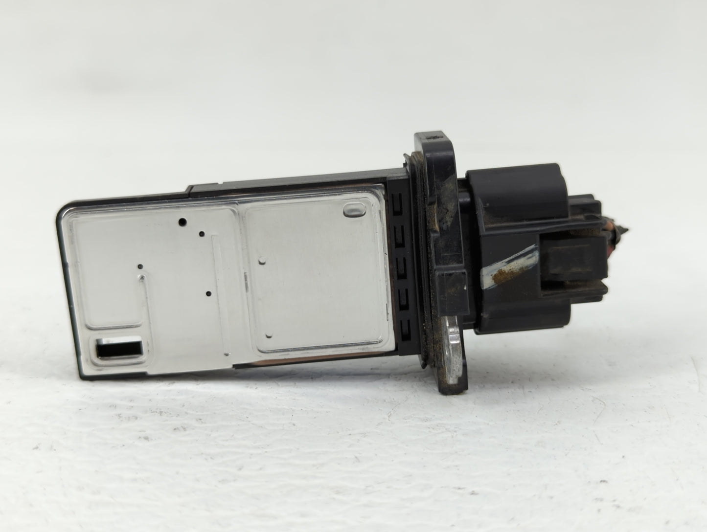 2004-2022 Nissan Titan Mass Air Flow Meter Maf - Oemusedautoparts1.com