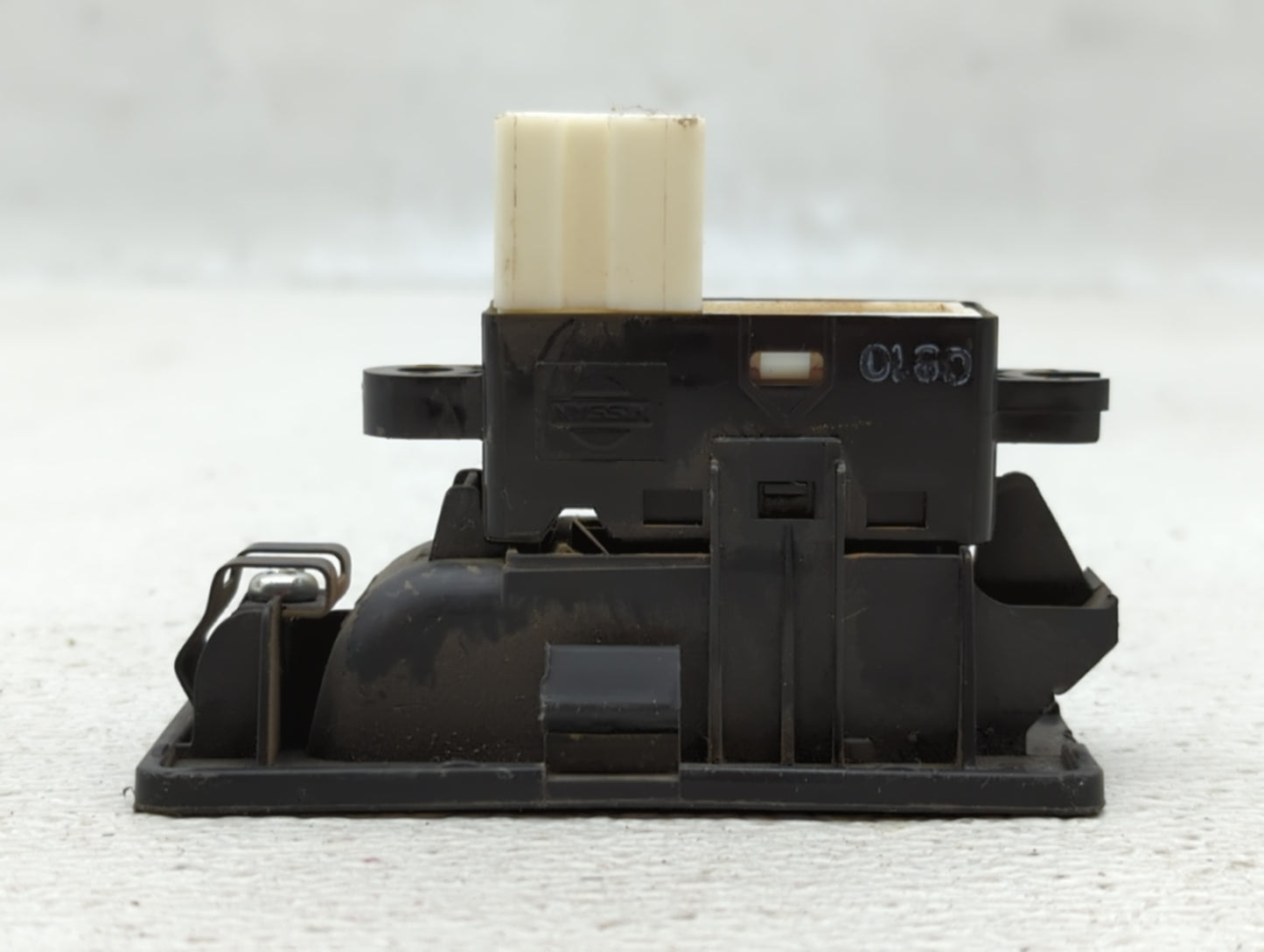 2005-2015 Nissan Titan Master Power Window Switch Replacement Driver Side Left P/N:8096 Fits OEM Used Auto Parts - Oemusedau
