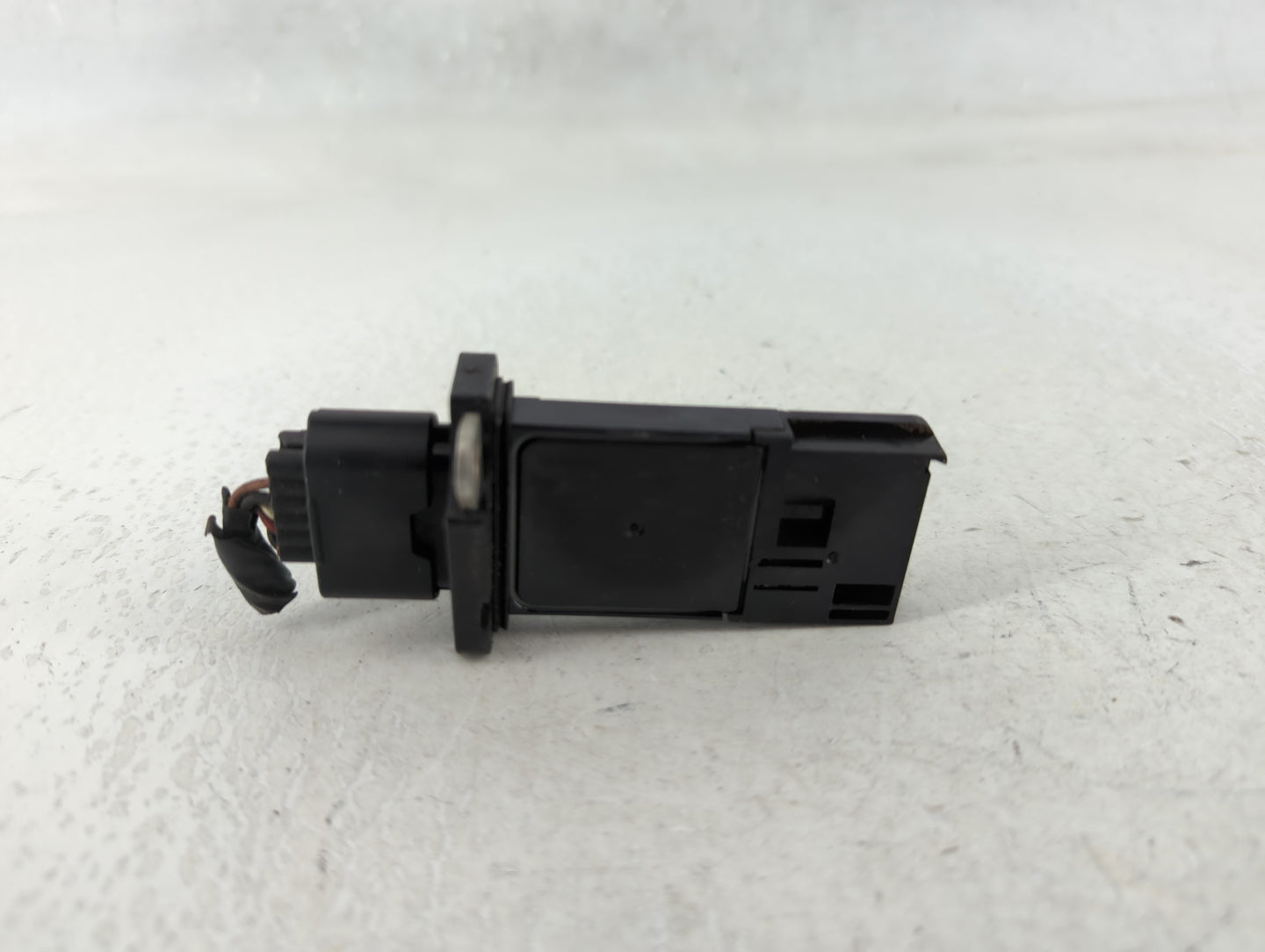 2004-2022 Nissan Titan Mass Air Flow Meter Maf - Oemusedautoparts1.com