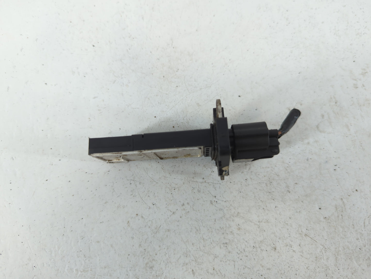 2004-2022 Nissan Titan Mass Air Flow Meter Maf - Oemusedautoparts1.com