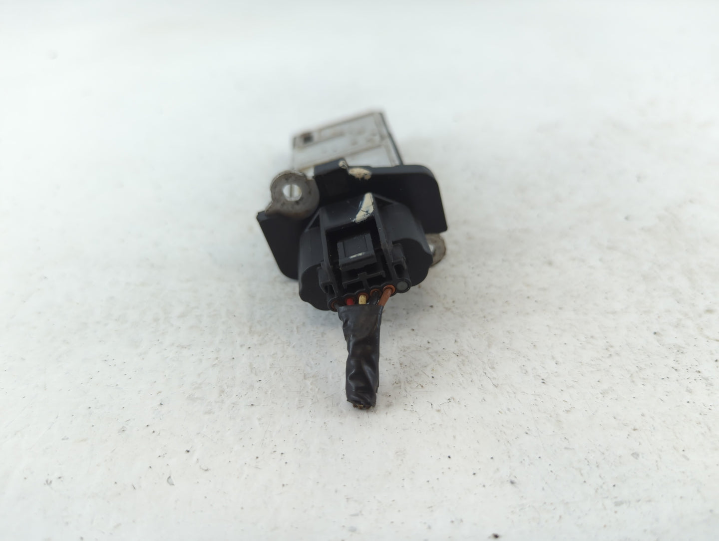 2004-2022 Nissan Titan Mass Air Flow Meter Maf - Oemusedautoparts1.com