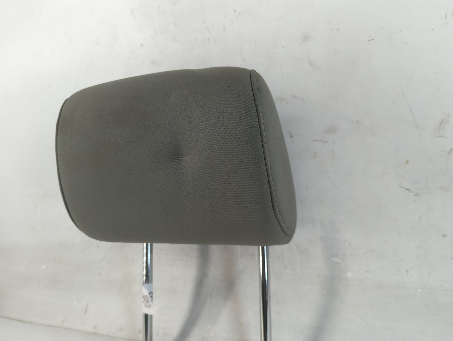 2007 Nissan Titan Headrest Head Rest Front Driver Passenger Seat Fits OEM Used Auto Parts - Oemusedautoparts1.com