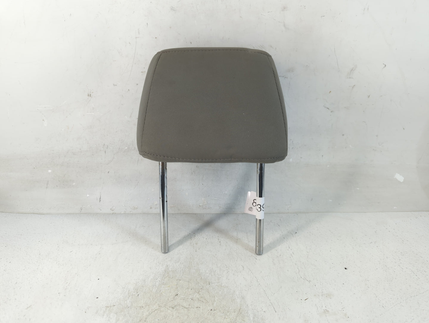 2007 Nissan Titan Headrest Head Rest Front Driver Passenger Seat Fits OEM Used Auto Parts - Oemusedautoparts1.com