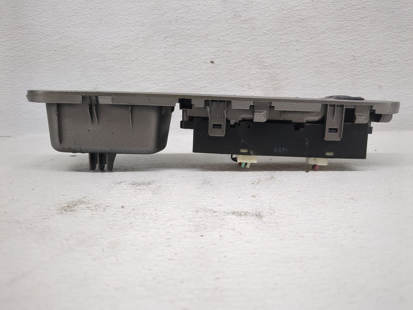 2007-2009 Nissan Versa Master Power Window Switch Replacement Driver Side Left Fits Fits 2007 2008 2009 OEM Used Auto Parts 