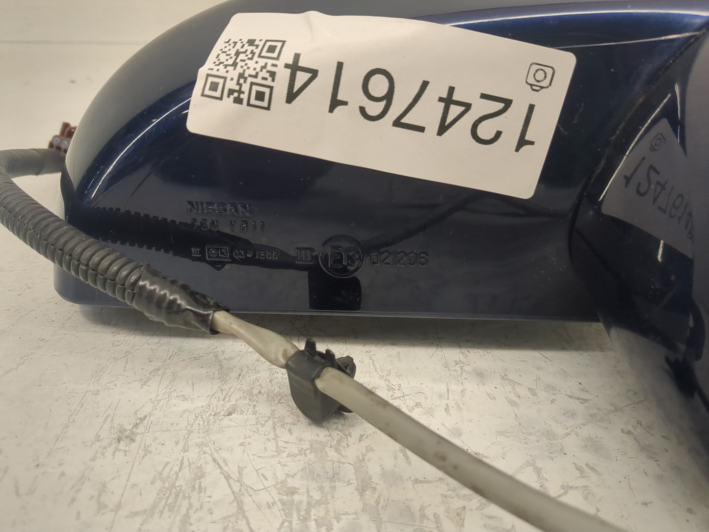 2007 Nissan Versa Side Mirror Replacement Passenger Right View Door Mirror P/N:E13021206 Fits OEM Used Auto Parts - Oemuseda