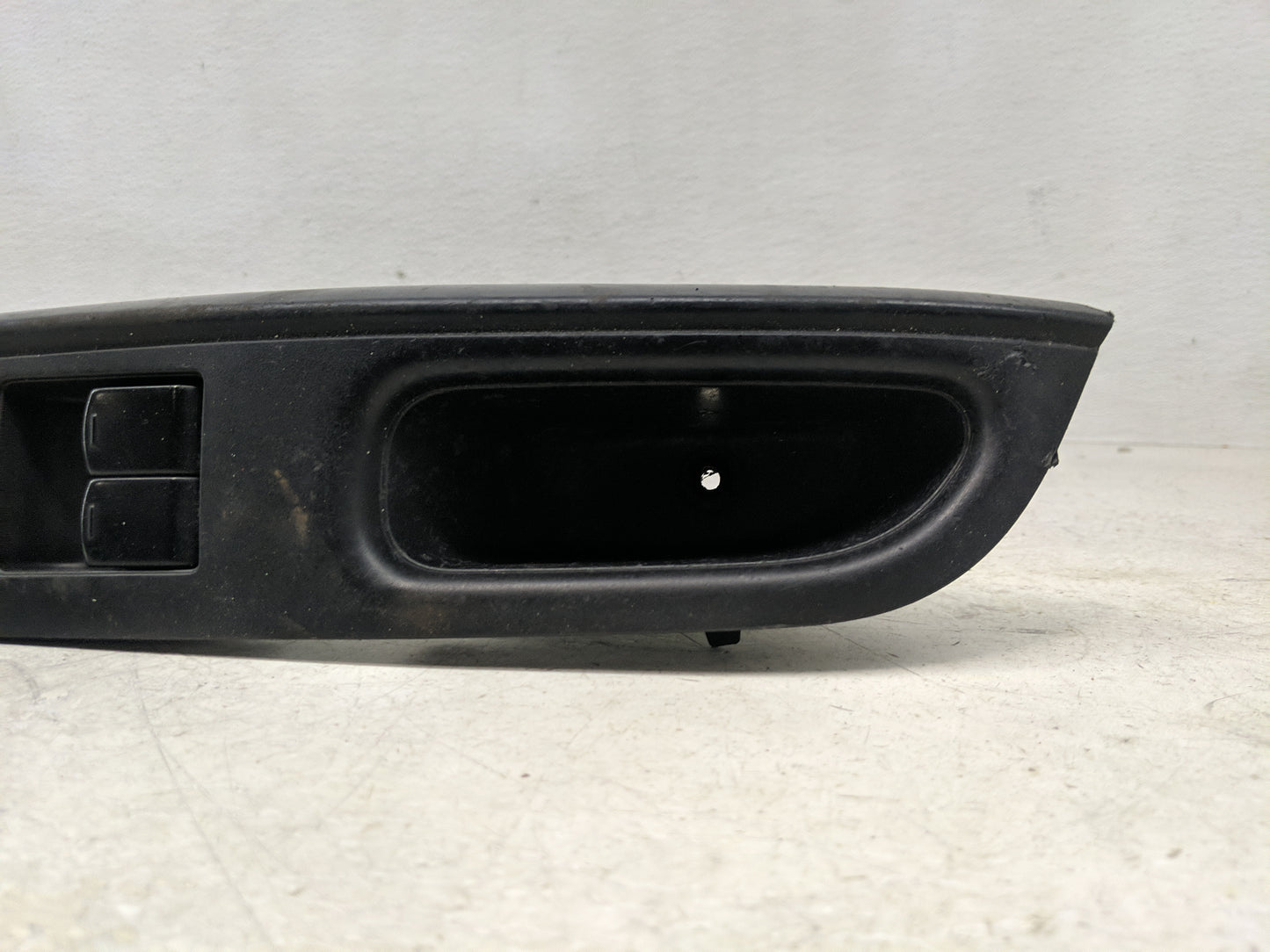 2007-2012 Nissan Versa Driver Left Front Window Regulator - Oemusedautoparts1.com