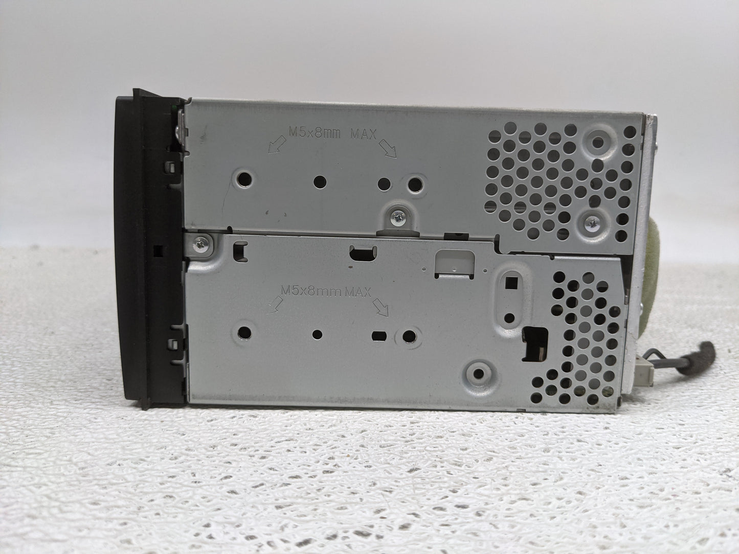 2007-2009 Nissan Versa Radio AM FM Cd Player Receiver Replacement P/N:28185 EM31C Fits Fits 2007 2008 2009 OEM Used Auto Par