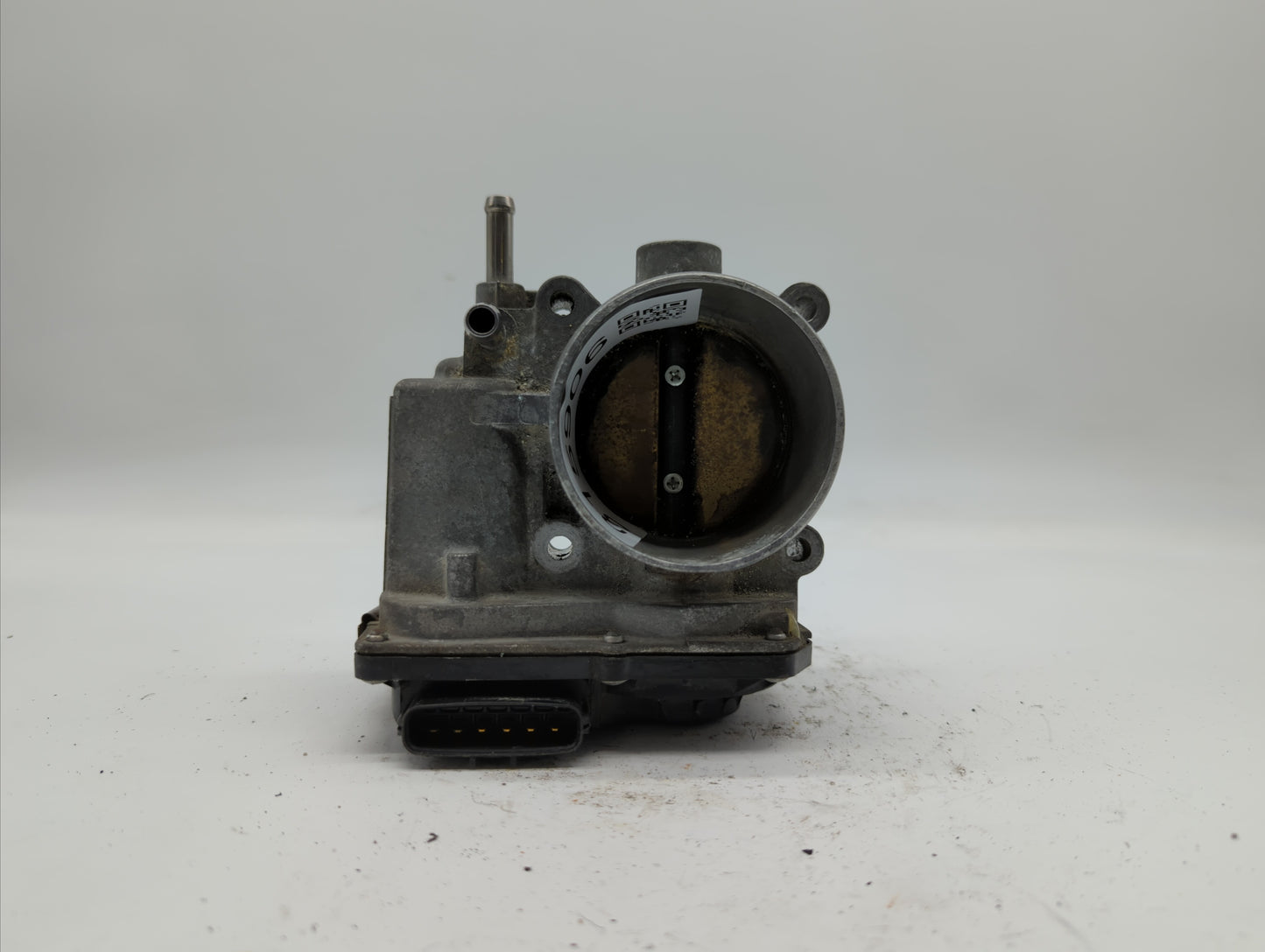 2007-2012 Nissan Versa Throttle Body P/N:ET-A60-02 E ET-A60-02 J Fits OEM Used Auto Parts - Oemusedautoparts1.com